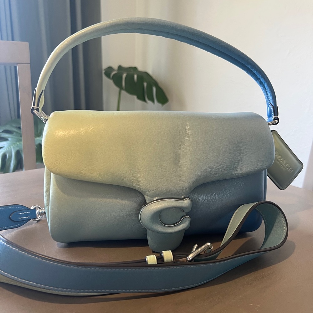 Coach Ombré Pillow Tabby 26 Blue Aqua Shoulder Crossbody Bag V Gently Used - Picture 2 of 15